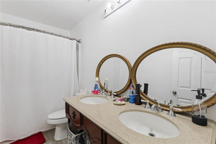 Image No.15-4 Bed House for sale