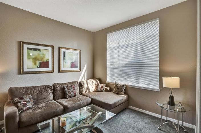 Image No.6-5 Bed House for sale