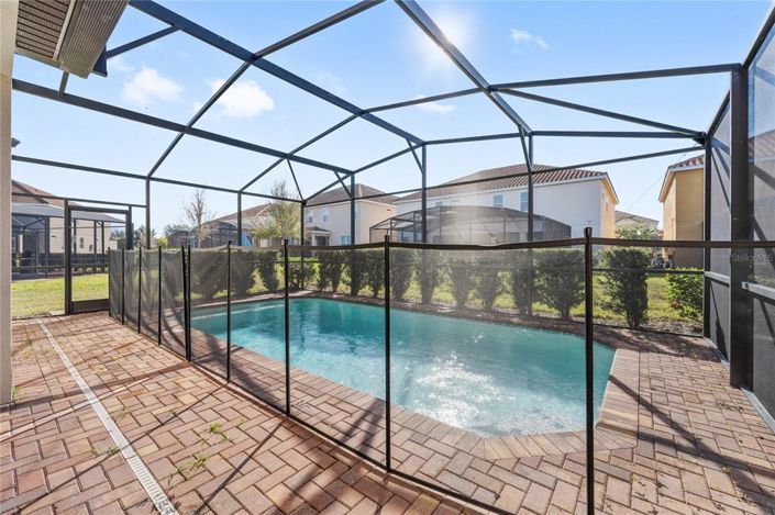 Image No.26-5 Bed House for sale