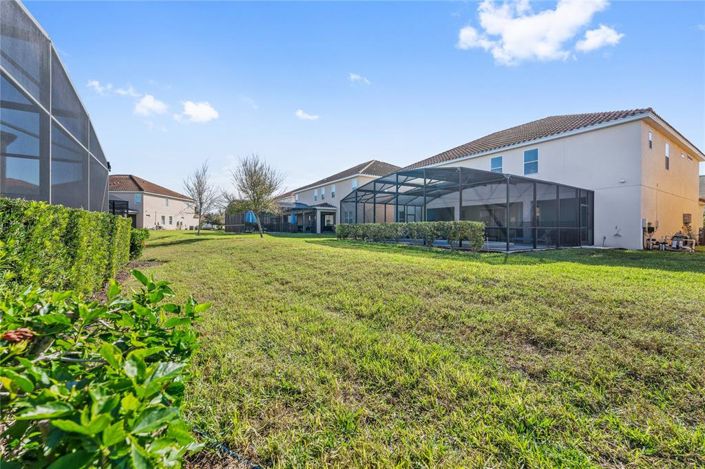 Image No.30-5 Bed House for sale