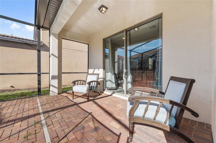 Image No.37-5 Bed House for sale