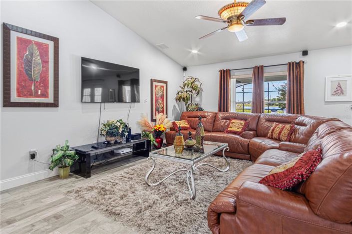 Image No.7-Maison de 5 chambres à vendre à Saint John