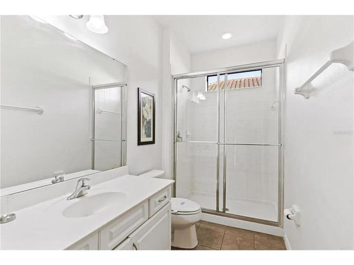 Image No.13-4 Bed House for sale