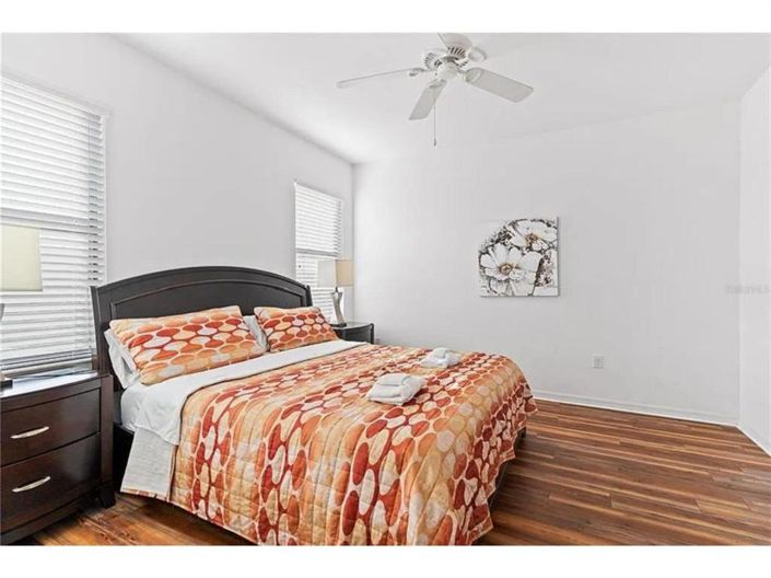 Image No.23-4 Bed House for sale