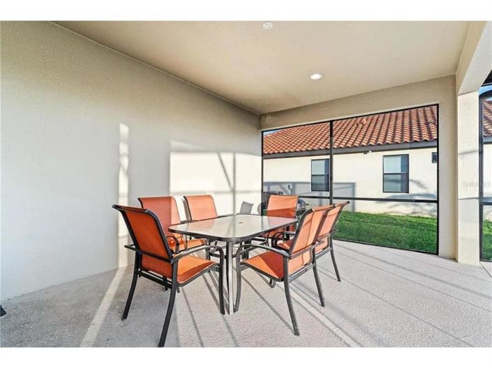 Image No.26-4 Bed House for sale