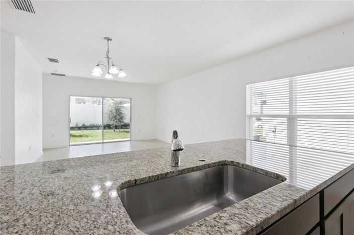 Image No.12-Maison de 4 chambres à vendre à Saint John