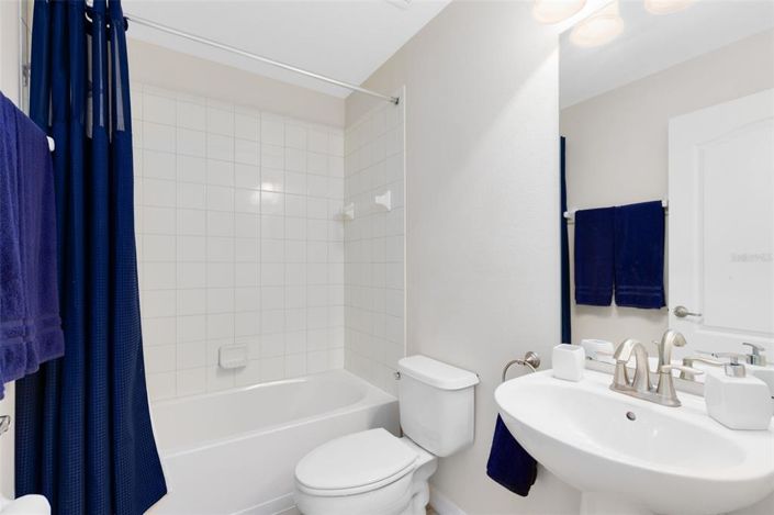 Image No.23-6 Bed House for sale