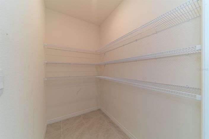 Image No.38-3 Bed House for sale