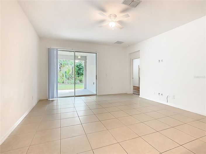 Image No.14-3 Bed House for sale