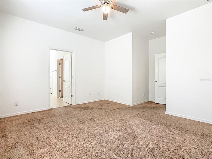 Image No.18-3 Bed House for sale