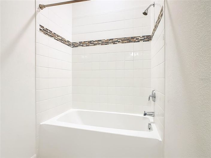 Image No.27-3 Bed House for sale