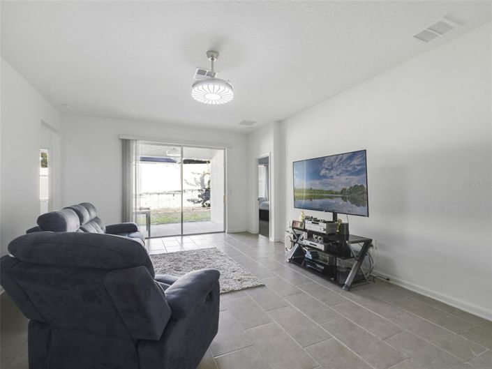 Image No.6-Maison de 4 chambres à vendre à Saint John