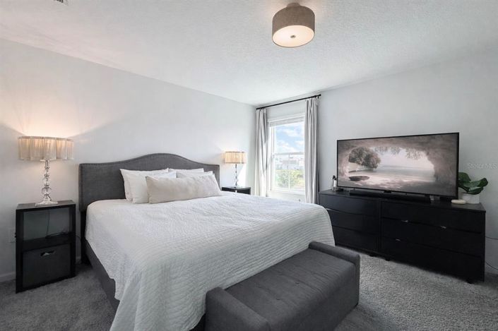 Image No.15-4 Bed House for sale