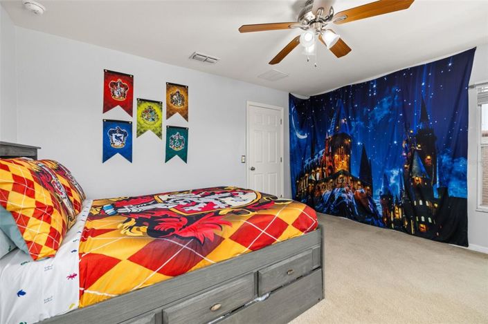 Image No.30-5 Bed House for sale