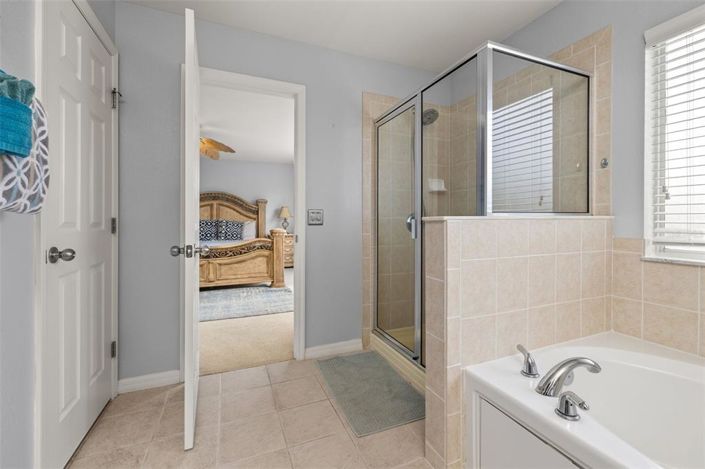 Image No.35-5 Bed House for sale