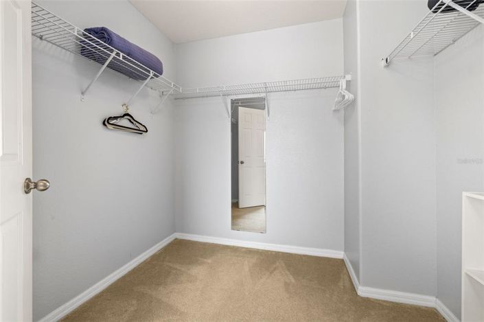 Image No.36-5 Bed House for sale