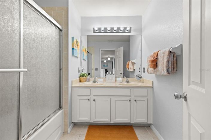 Image No.40-5 Bed House for sale