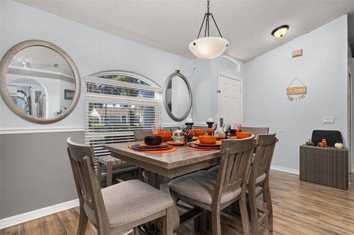 Image No.4-4 Bed House for sale