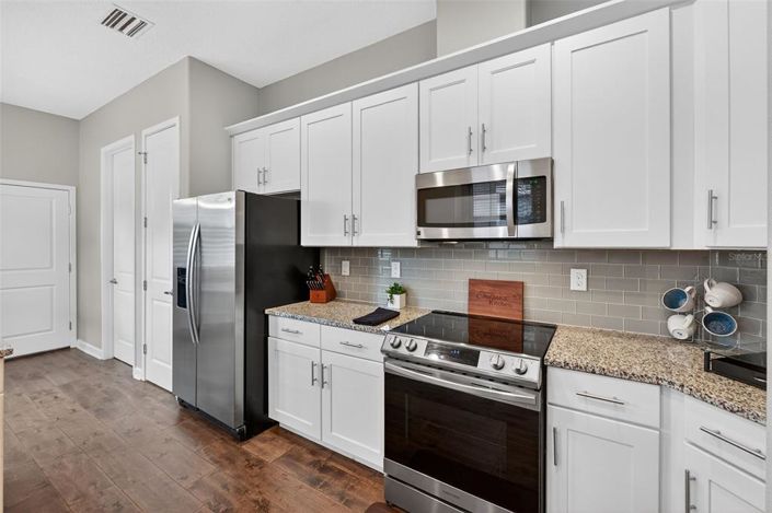 Image No.24-3 Bed House for sale