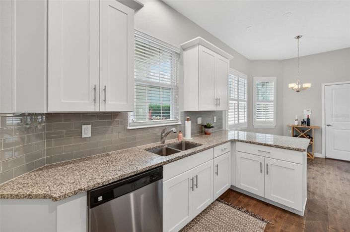 Image No.25-3 Bed House for sale