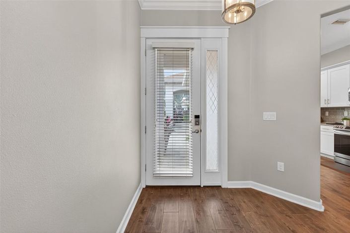 Image No.9-3 Bed House for sale