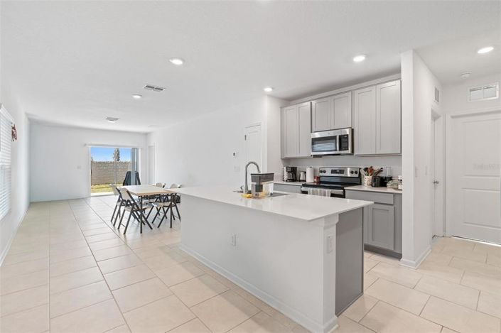 Image No.12-Maison de ville de 3 chambres à vendre à Saint John