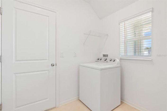 Image No.30-Maison de ville de 3 chambres à vendre à Saint John