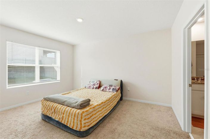 Image No.18-4 Bed House for sale