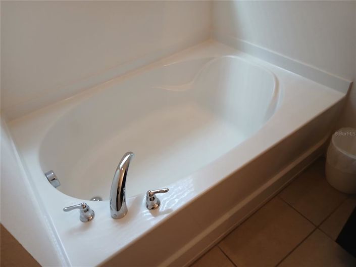 Image No.15-5 Bed House for sale