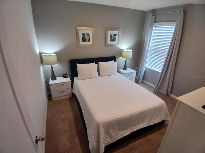 Image No.35-5 Bed House for sale