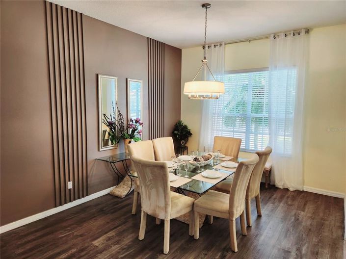 Image No.3-4 Bed House for sale