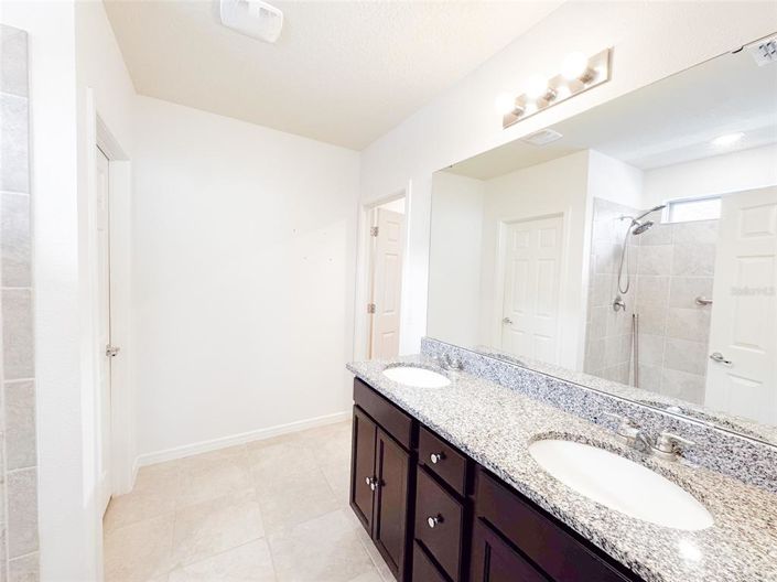 Image No.10-Maison de 4 chambres à vendre à Saint John