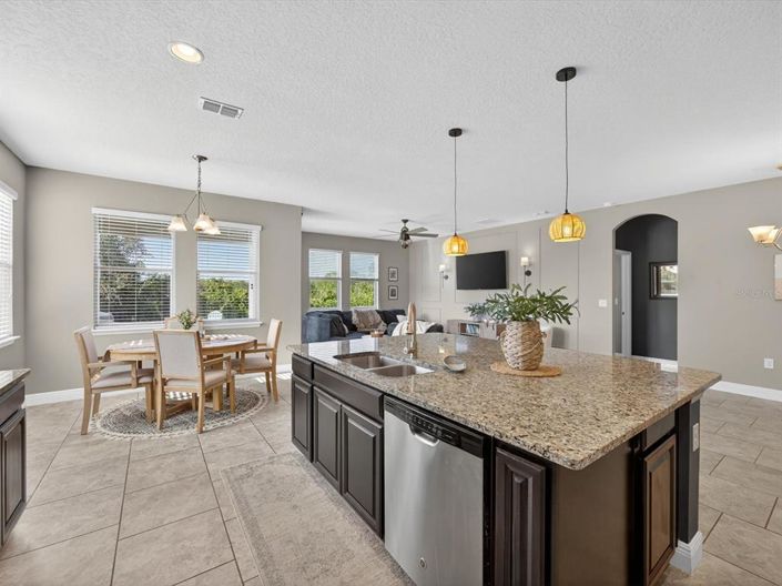 Image No.5-3 Bed House for sale