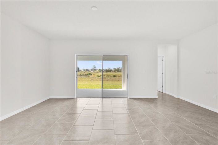 Image No.10-3 Bed Townhouse for sale