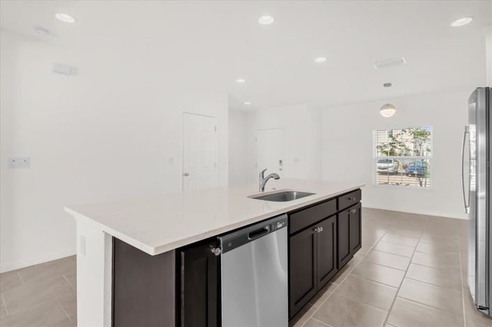 Image No.4-3 Bed Townhouse for sale