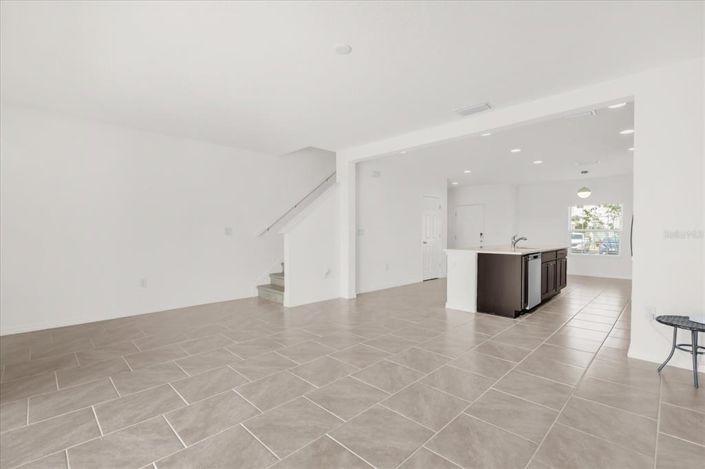 Image No.9-3 Bed Townhouse for sale