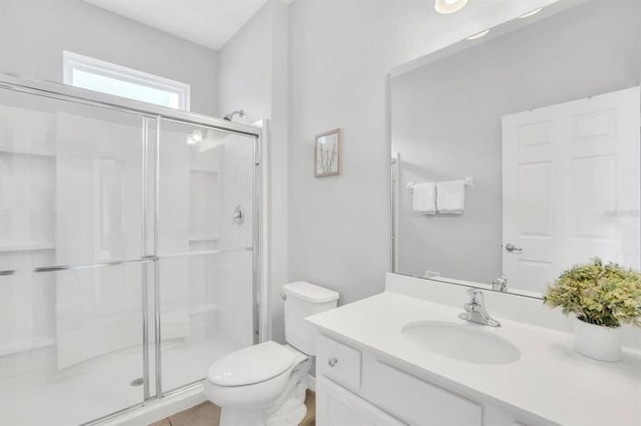 Image No.32-15 Bed House for sale