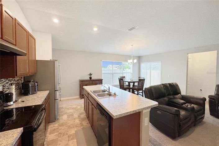 Image No.5-Maison de 4 chambres à vendre à Saint John