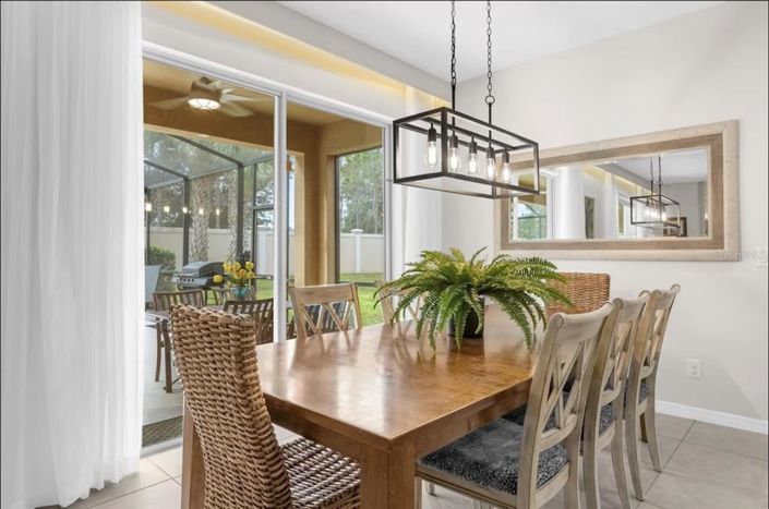 Image No.13-6 Bed House for sale