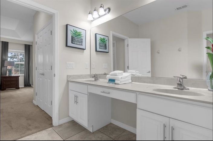 Image No.32-6 Bed House for sale