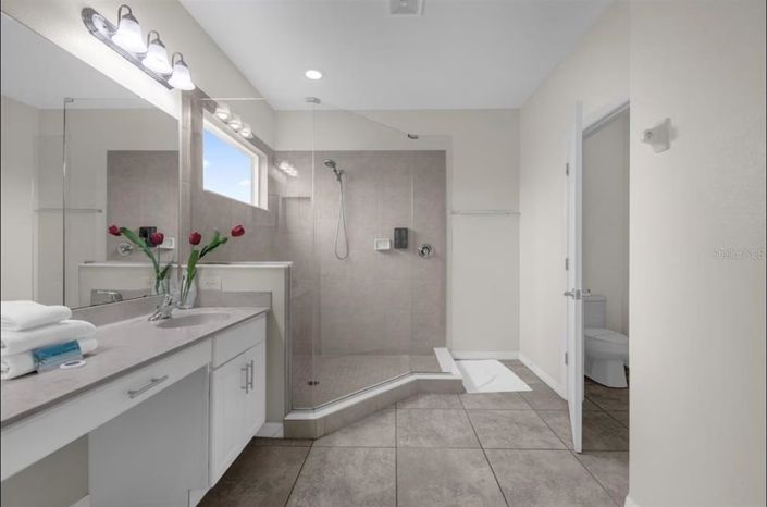 Image No.34-6 Bed House for sale