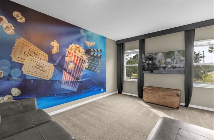 Image No.7-6 Bed House for sale