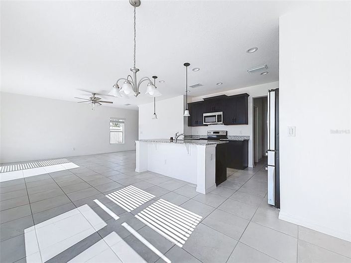 Image No.25-4 Bed House for sale