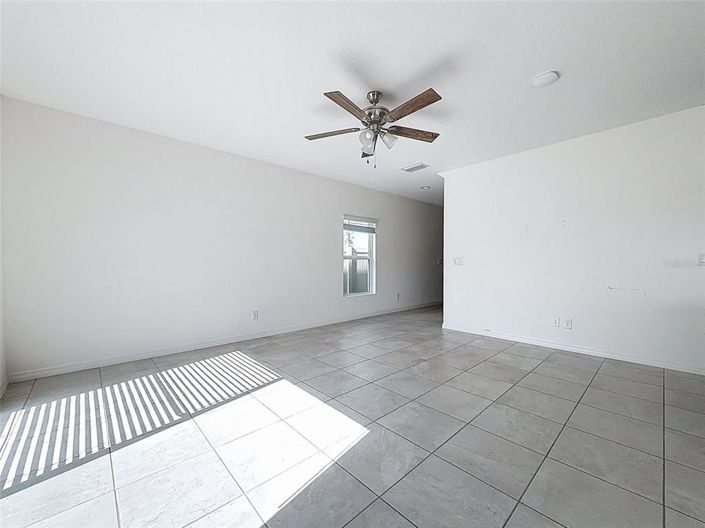 Image No.40-4 Bed House for sale