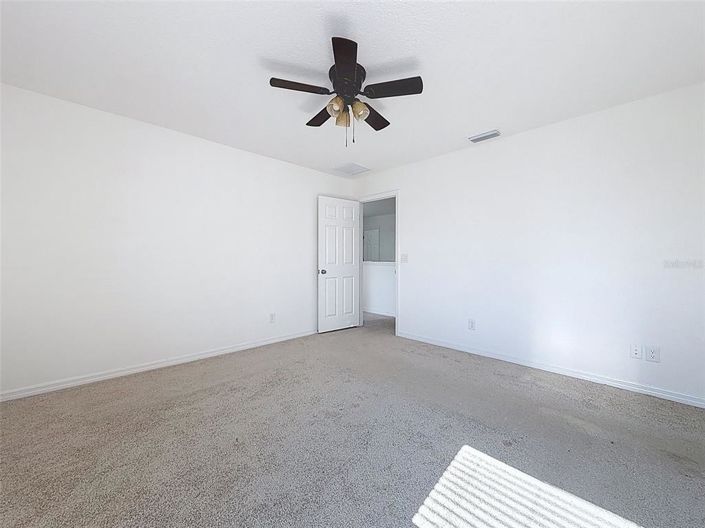 Image No.52-4 Bed House for sale