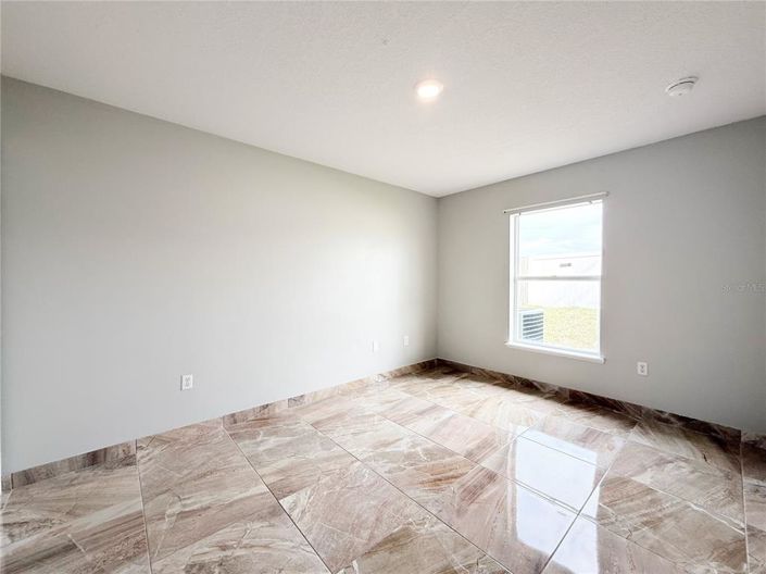 Image No.29-Maison de 4 chambres à vendre à Saint John