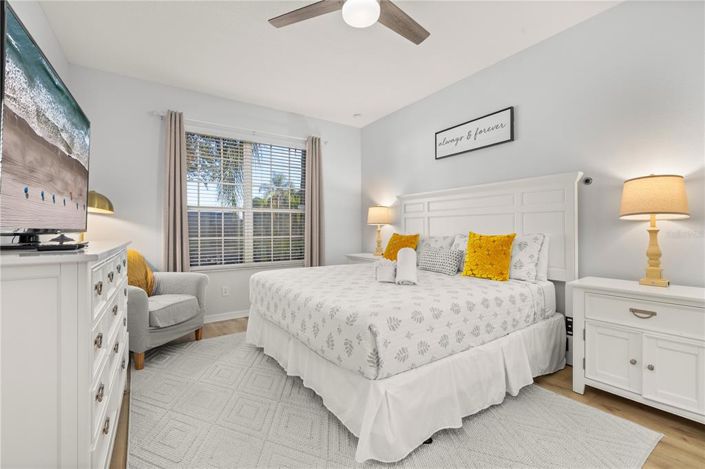 Image No.12-5 Bed House for sale