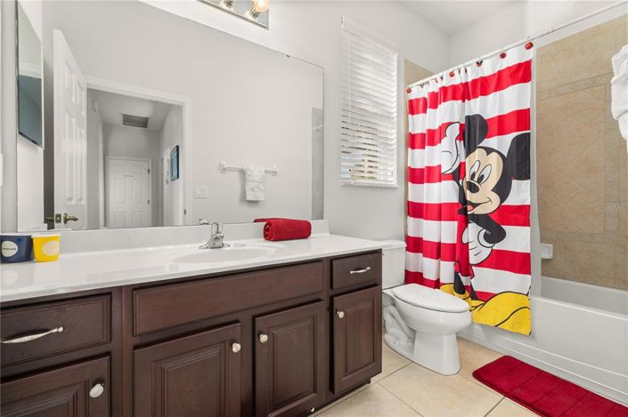 Image No.27-5 Bed House for sale