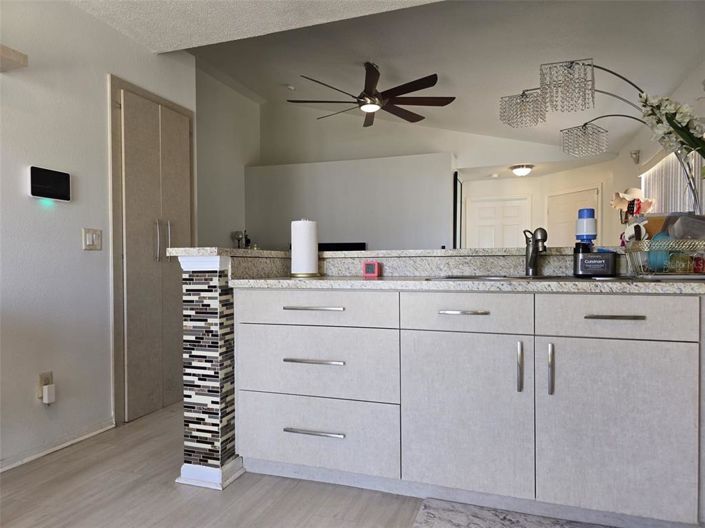 Image No.11-3 Bed House for sale