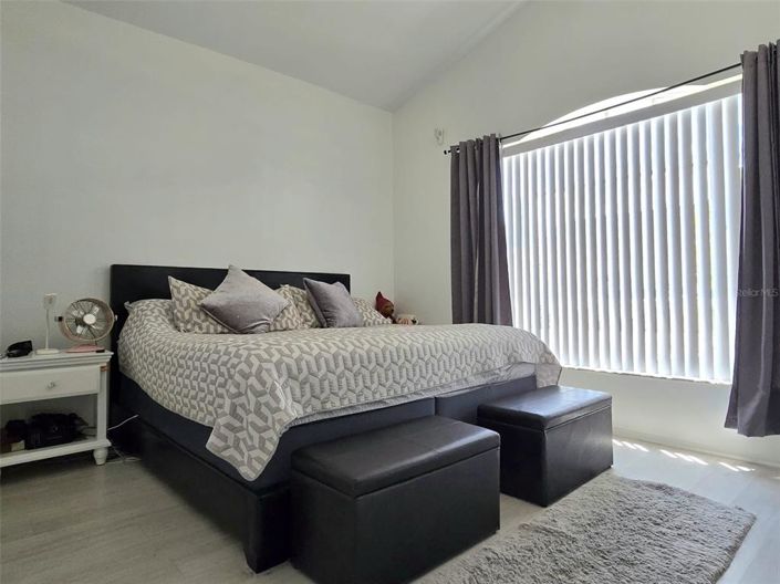 Image No.14-3 Bed House for sale